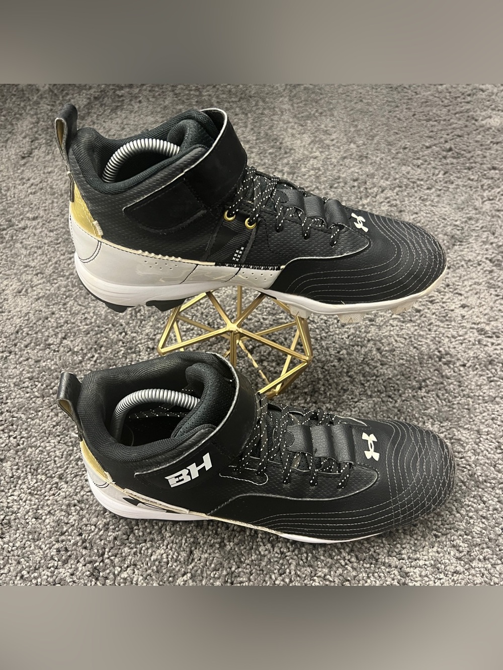 Under Armour Bryce Harper 7 Cleats Men’s Size 9.5 Mid Black Baseball 3025587-001
